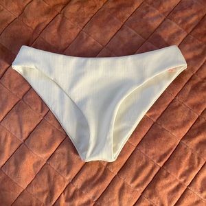 Pacsun white plain full coverage size medium bikini bottoms